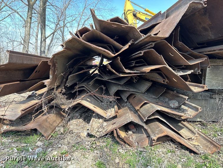 image for item FC5556 Sheet piling