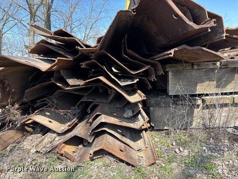 image for item FC5556 Sheet piling