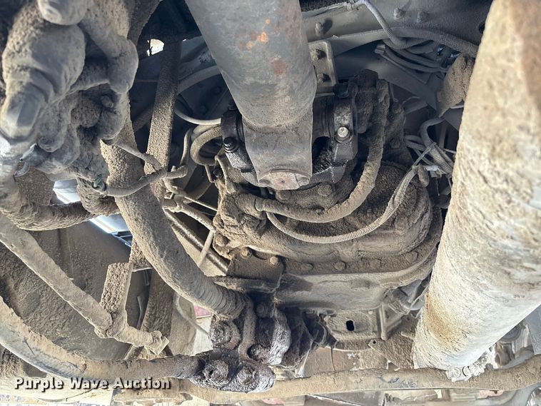 image for item FC5558 1995 Ford LT9000 dump truck