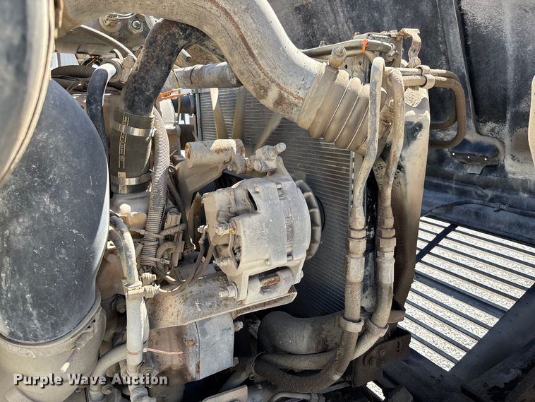 image for item FC5558 1995 Ford LT9000 dump truck