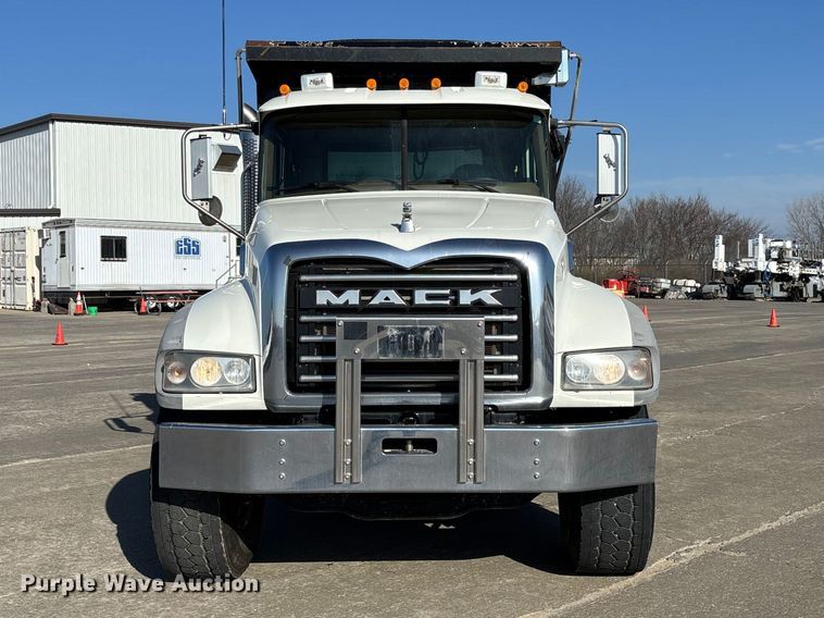 image for item FC5566 2018 Mack GU713 dump truck