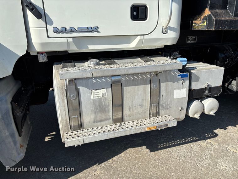 image for item FC5566 2018 Mack GU713 dump truck