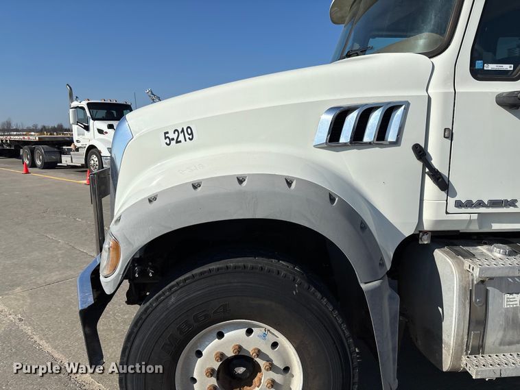 image for item FC5566 2018 Mack GU713 dump truck