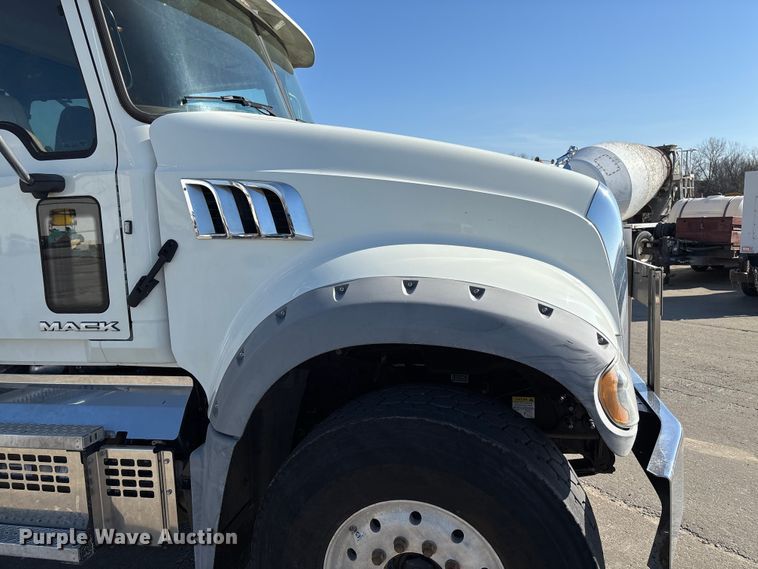 image for item FC5566 2018 Mack GU713 dump truck