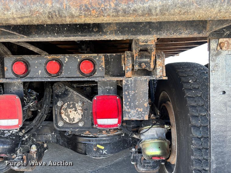 image for item FC5566 2018 Mack GU713 dump truck