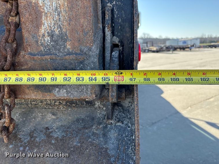 image for item FC5566 2018 Mack GU713 dump truck