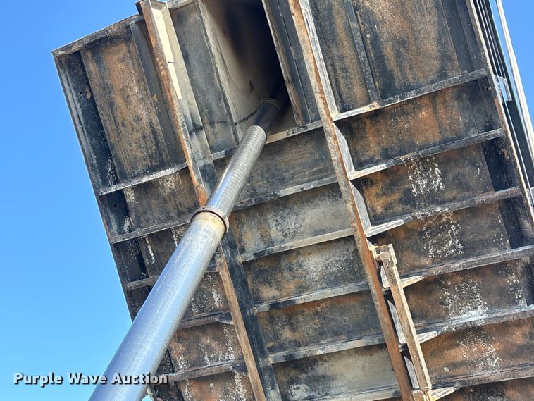 image for item FC5566 2018 Mack GU713 dump truck