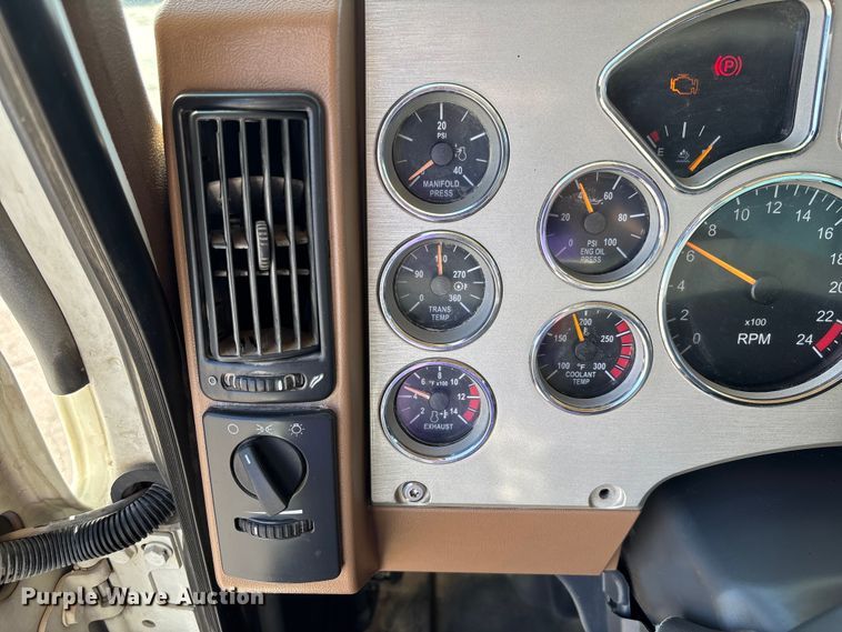 image for item FC5566 2018 Mack GU713 dump truck