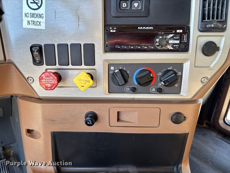 image for item FC5566 2018 Mack GU713 dump truck