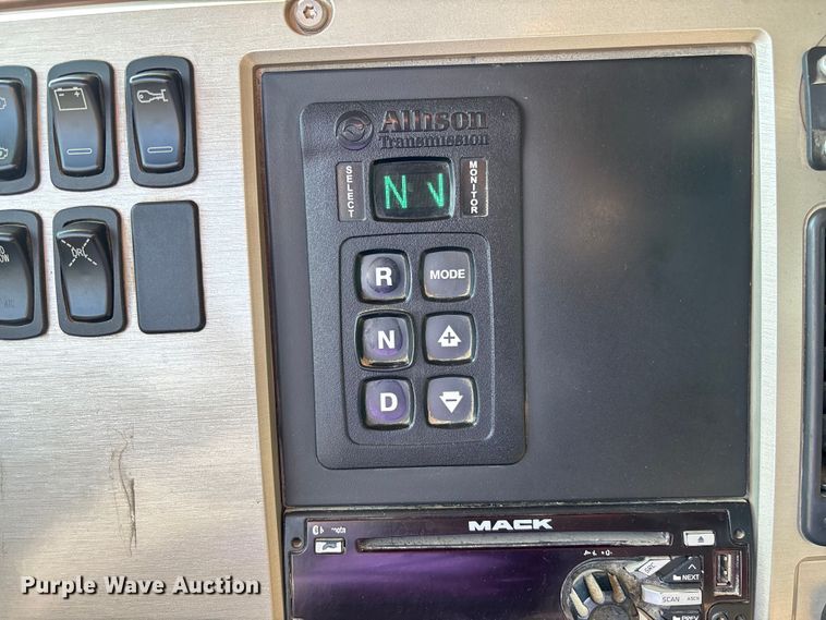 image for item FC5566 2018 Mack GU713 dump truck