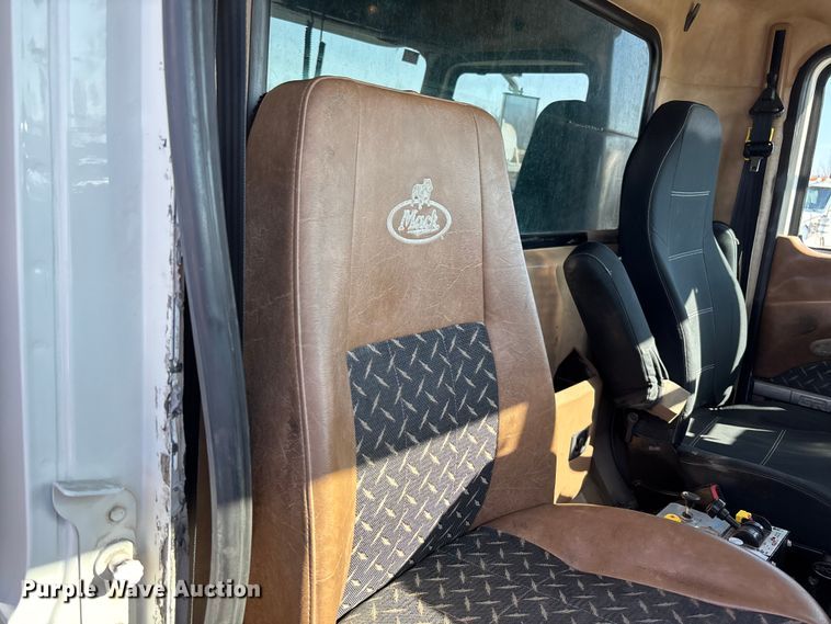 image for item FC5566 2018 Mack GU713 dump truck