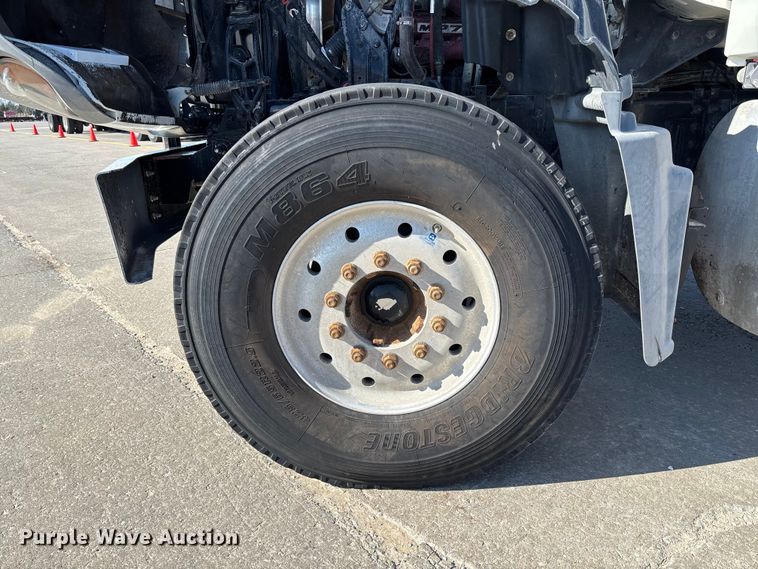 image for item FC5566 2018 Mack GU713 dump truck