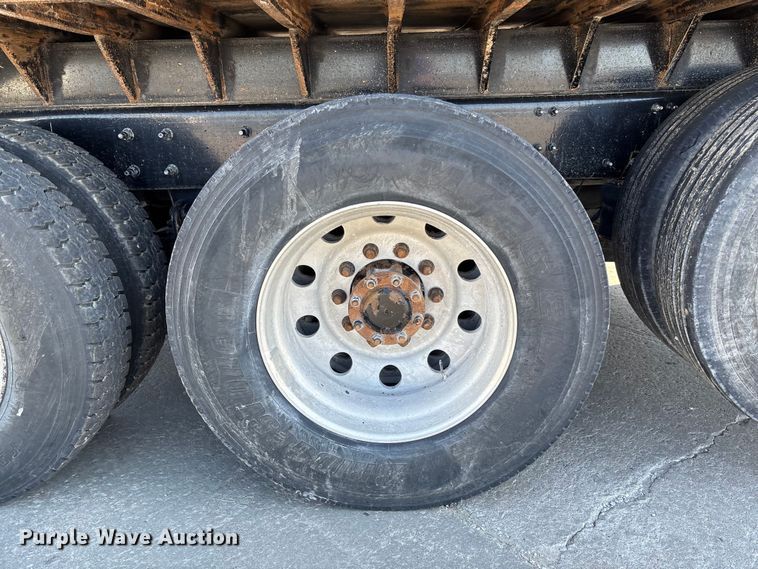 image for item FC5566 2018 Mack GU713 dump truck