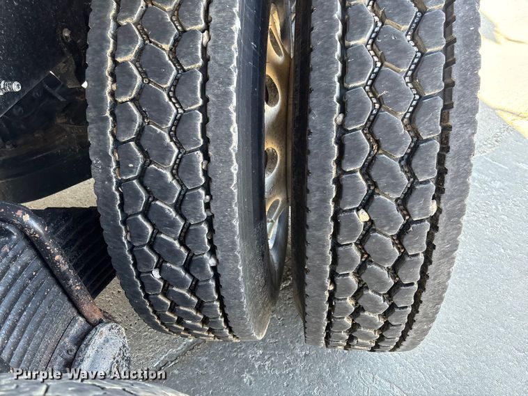 image for item FC5566 2018 Mack GU713 dump truck