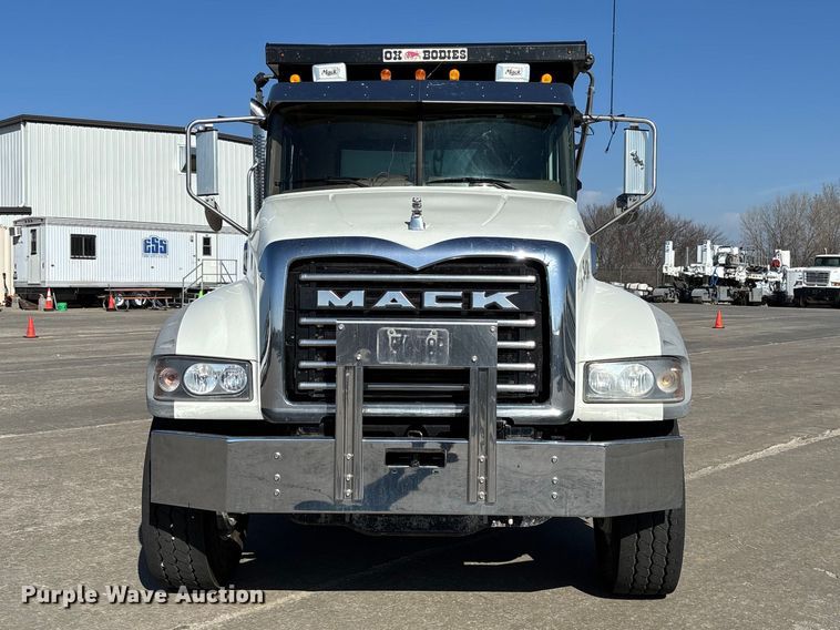 image for item FC5567 2018 Mack GU713 dump truck