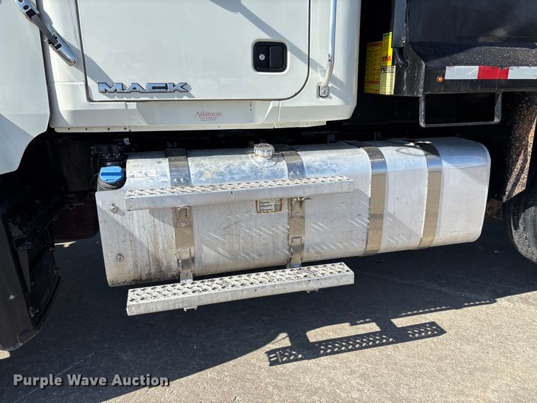 image for item FC5567 2018 Mack GU713 dump truck