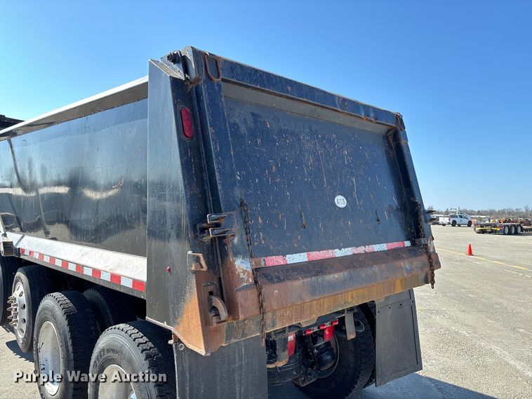 image for item FC5567 2018 Mack GU713 dump truck