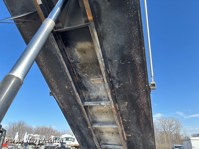 image for item FC5567 2018 Mack GU713 dump truck