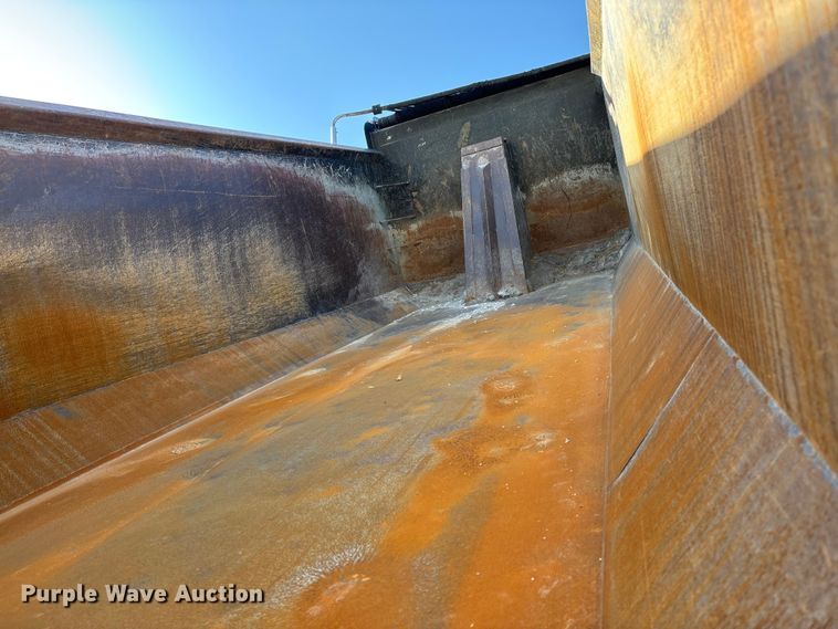 image for item FC5567 2018 Mack GU713 dump truck