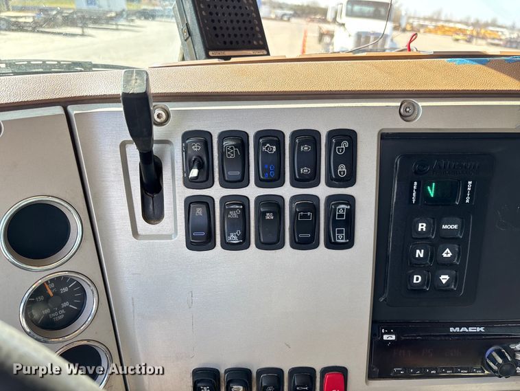 image for item FC5567 2018 Mack GU713 dump truck