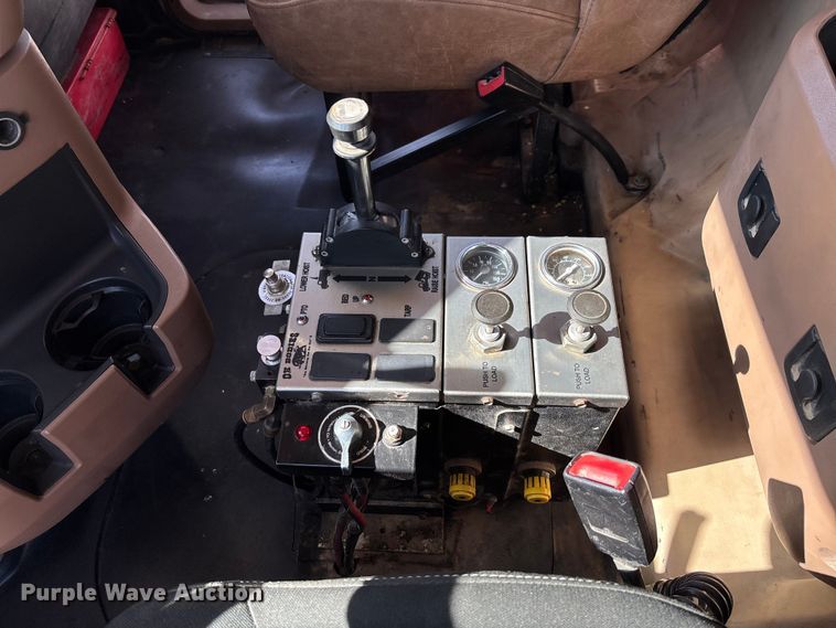 image for item FC5567 2018 Mack GU713 dump truck