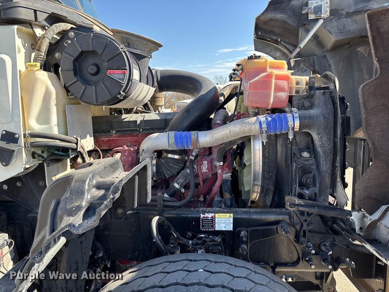 image for item FC5567 2018 Mack GU713 dump truck