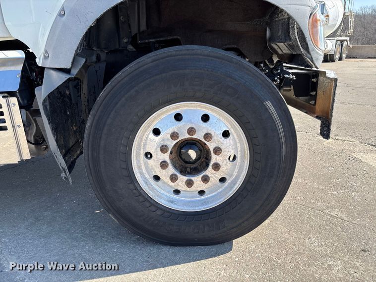 image for item FC5567 2018 Mack GU713 dump truck