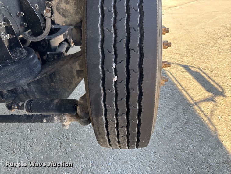 image for item FC5567 2018 Mack GU713 dump truck