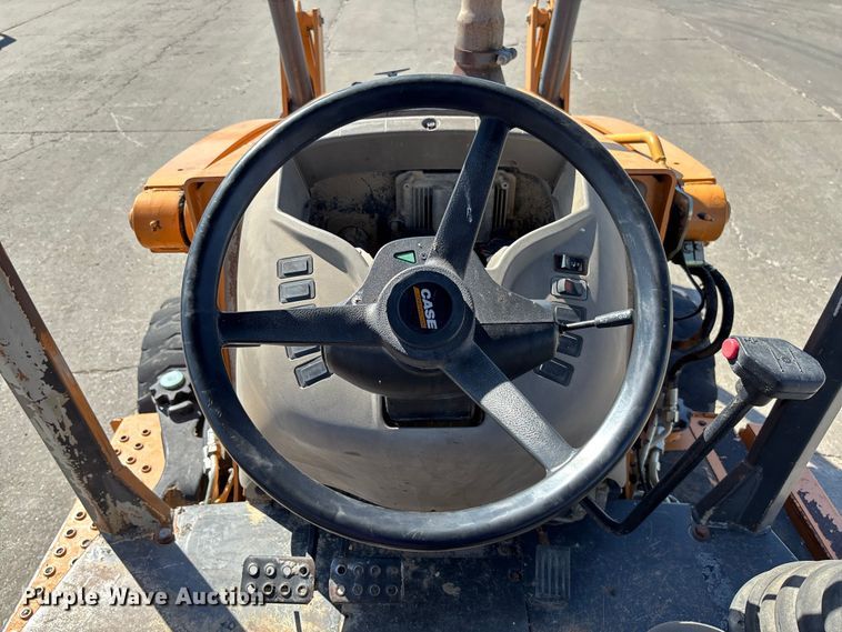 image for item FC5568 2013 Case 580 Super N backhoe