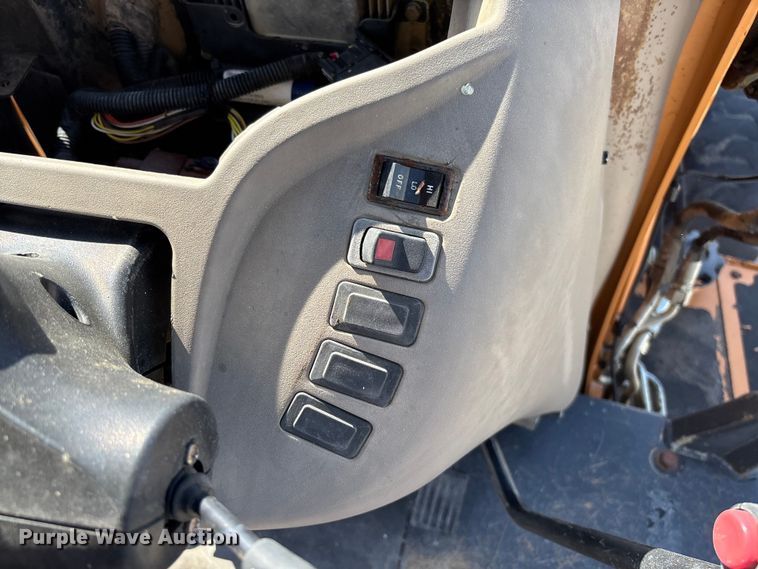 image for item FC5568 2013 Case 580 Super N backhoe