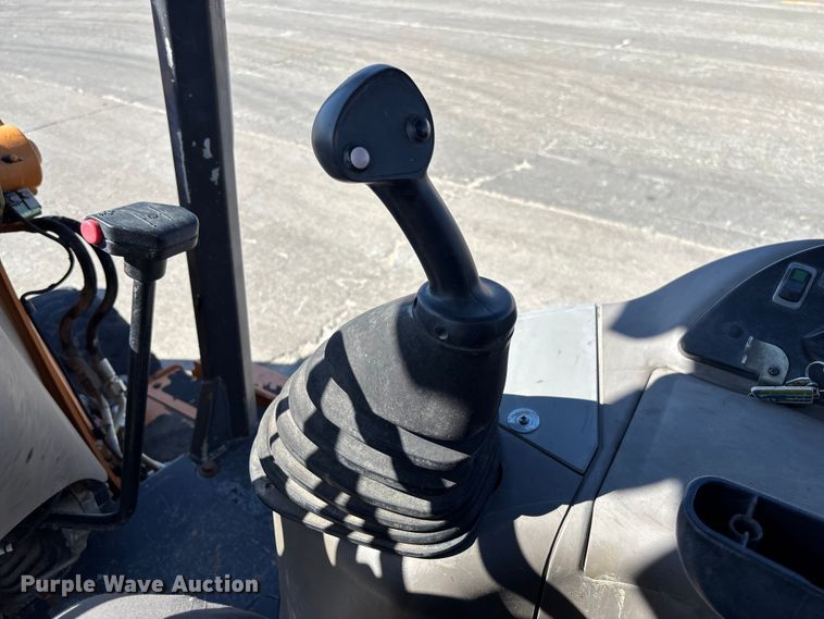 image for item FC5568 2013 Case 580 Super N backhoe