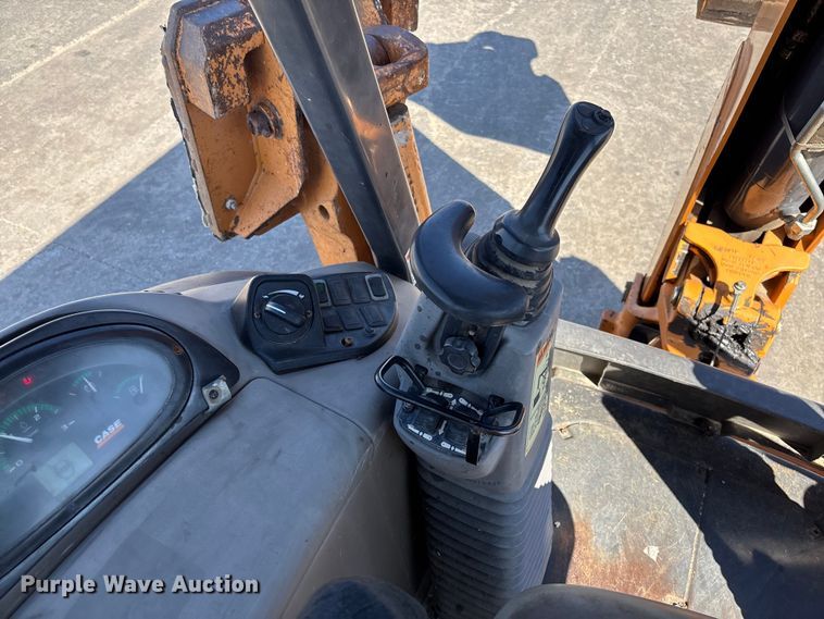 image for item FC5568 2013 Case 580 Super N backhoe