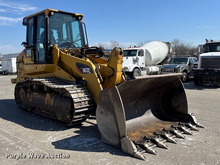 image for item FC5570 2018 Caterpillar 963K track loader