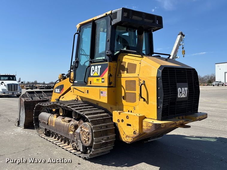 image for item FC5570 2018 Caterpillar 963K track loader