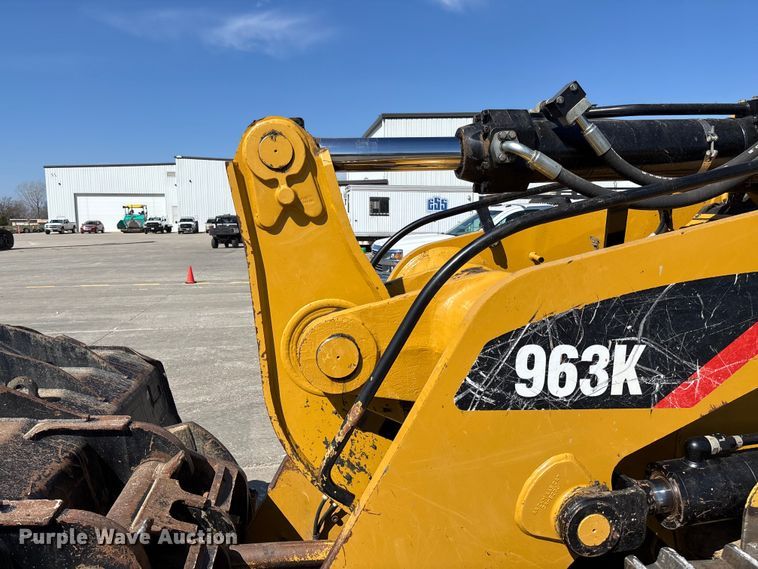 image for item FC5570 2018 Caterpillar 963K track loader