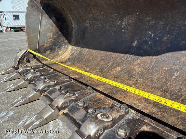 image for item FC5570 2018 Caterpillar 963K track loader