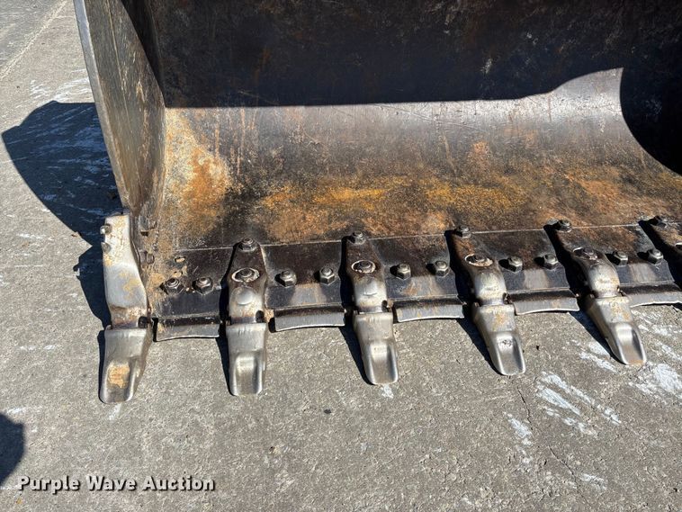 image for item FC5570 2018 Caterpillar 963K track loader