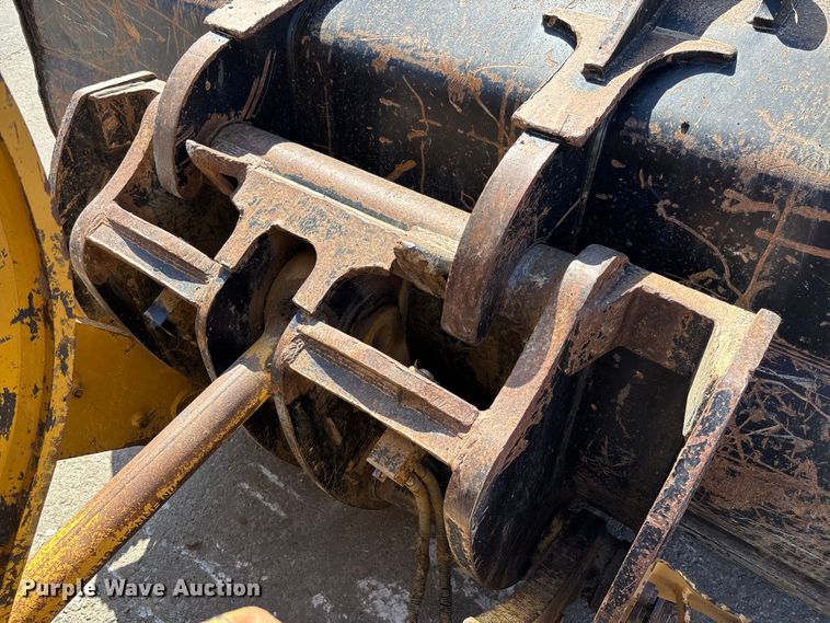 image for item FC5570 2018 Caterpillar 963K track loader