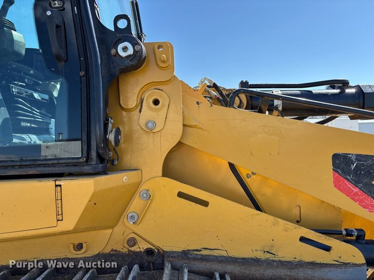 image for item FC5570 2018 Caterpillar 963K track loader