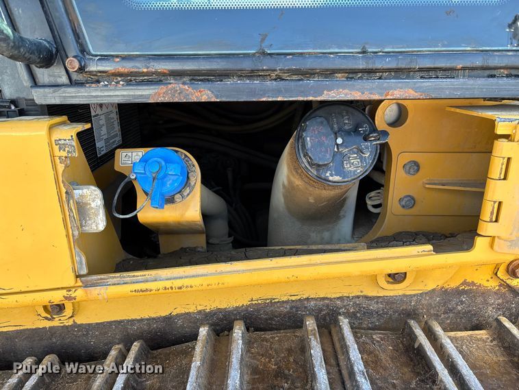 image for item FC5570 2018 Caterpillar 963K track loader