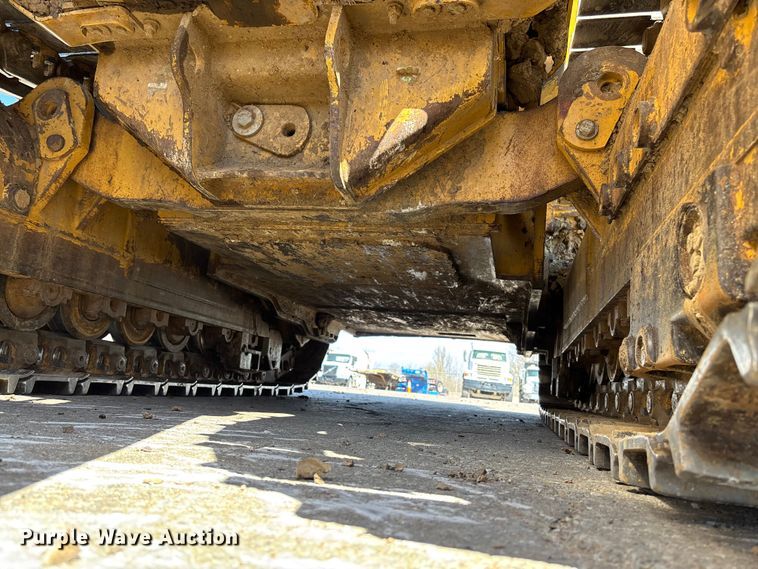 image for item FC5570 2018 Caterpillar 963K track loader