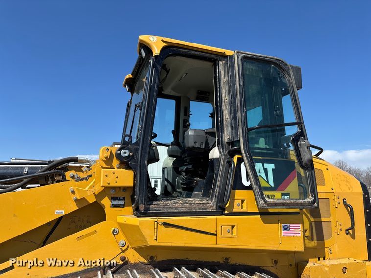 image for item FC5570 2018 Caterpillar 963K track loader