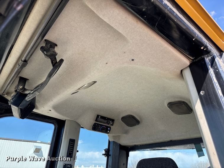 image for item FC5570 2018 Caterpillar 963K track loader