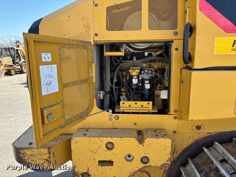 image for item FC5570 2018 Caterpillar 963K track loader