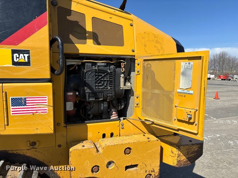 image for item FC5570 2018 Caterpillar 963K track loader