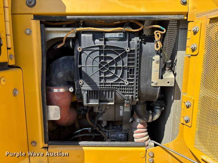 image for item FC5570 2018 Caterpillar 963K track loader