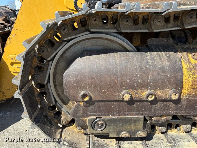 image for item FC5570 2018 Caterpillar 963K track loader