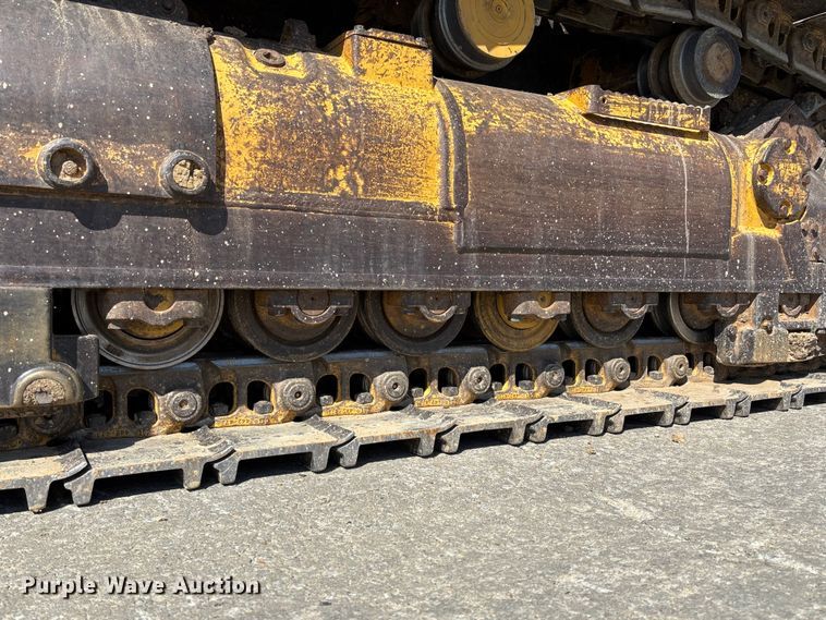 image for item FC5570 2018 Caterpillar 963K track loader