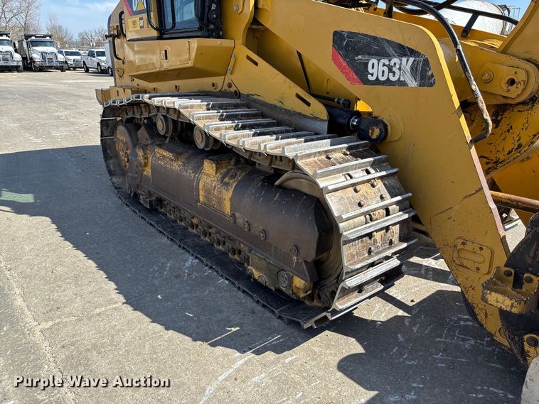 image for item FC5570 2018 Caterpillar 963K track loader