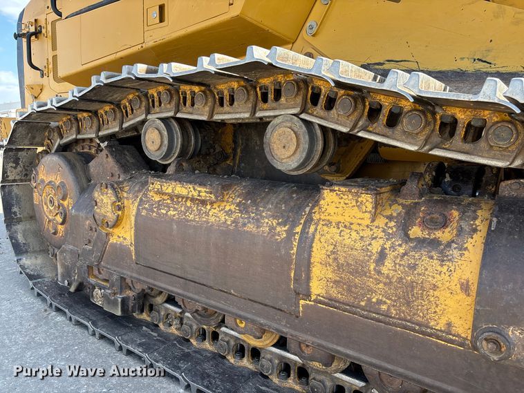 image for item FC5570 2018 Caterpillar 963K track loader